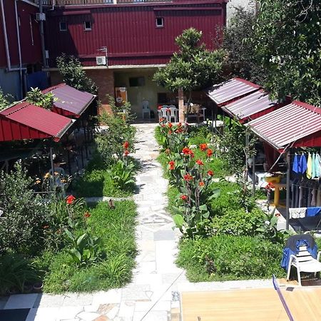 Guest House 293 科布列季 外观 照片