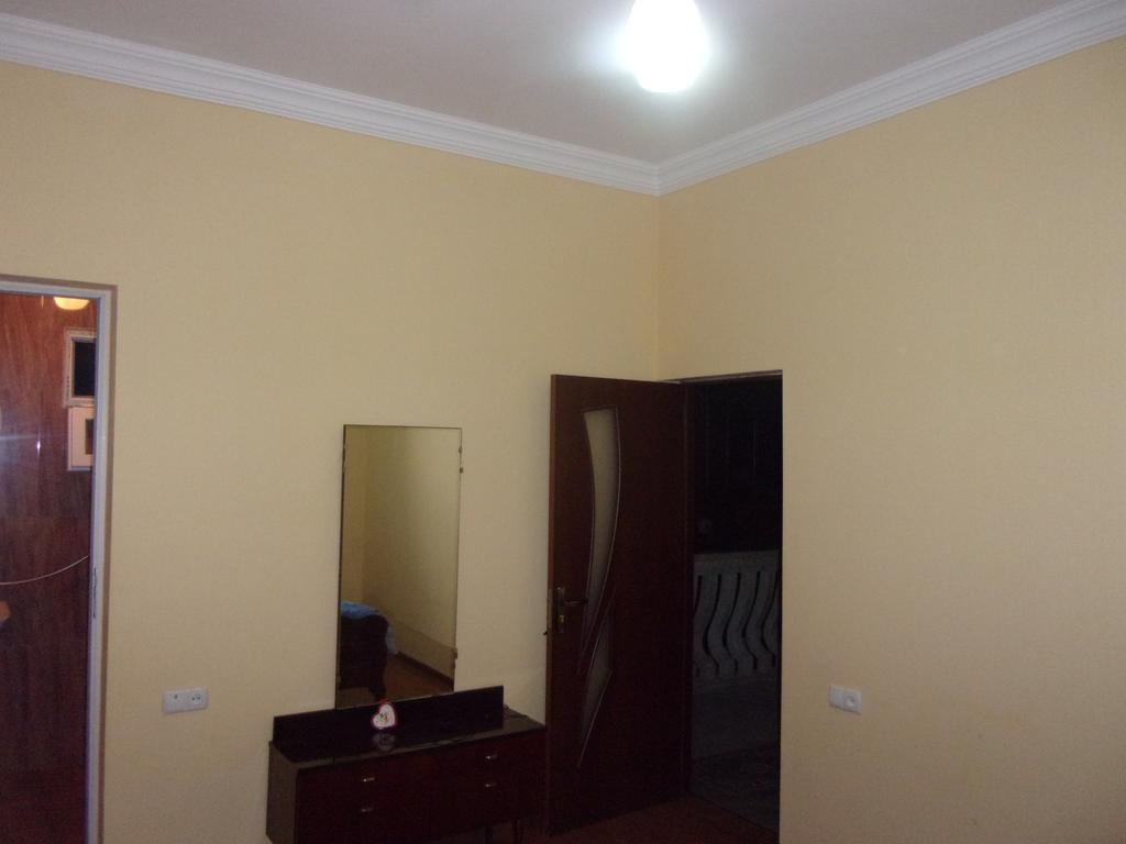 Guest House 293 科布列季 客房 照片